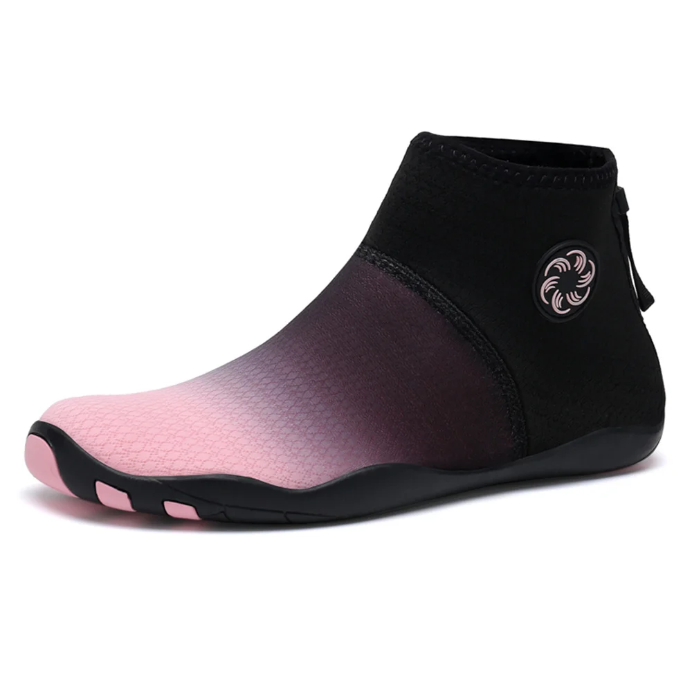 Health & Wellness Animal Hospital - Size 35 Short Beach And Sea